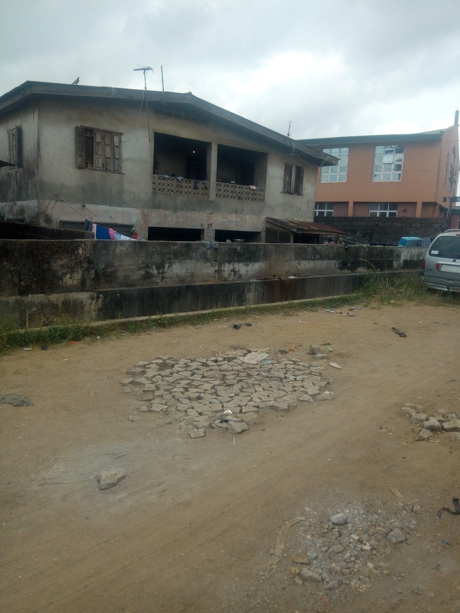 Una_Associates's tweet photo. URGENT SALE
A Tenement Storey Building consisting of 30 rooms set on a parcel of land measuring 538.575 square meters, located at Shogunle, Oshodi, Lagos.

Price: #50m (Asking)

08024926700, 08162062457,
08054464336 , 08037034184

#realestate #property #land #building https://t.co/vhKFHsWapA