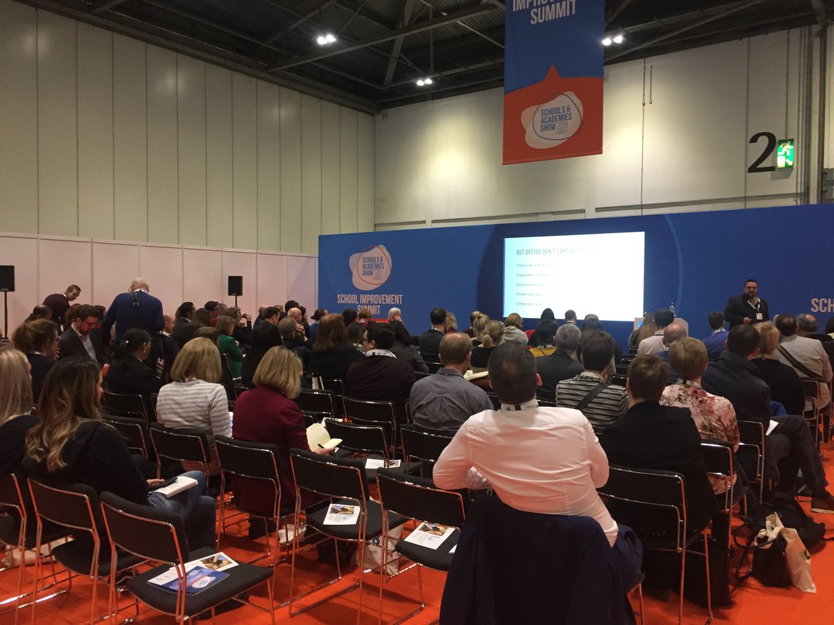 RenLearnUK's tweet image. "Data is not a dirty word." A fascinating talk from Gary Alexander @MrLearnwell about making data work for your school. #SAAShow19 @SAA_Show