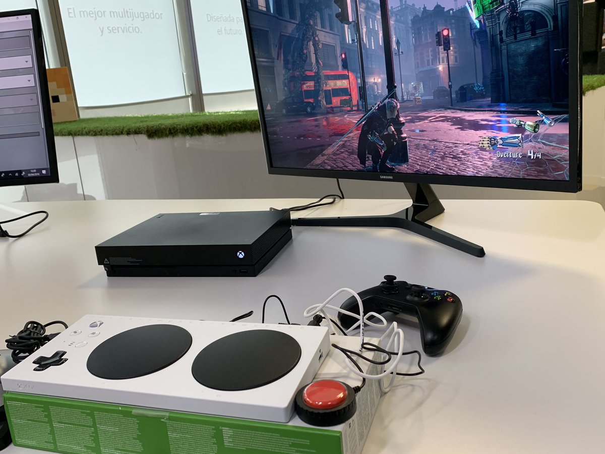 Xbox_Spain's tweet image. Es el momento de probar #DevilMayCry5 con el #XboxAdaptiveController.