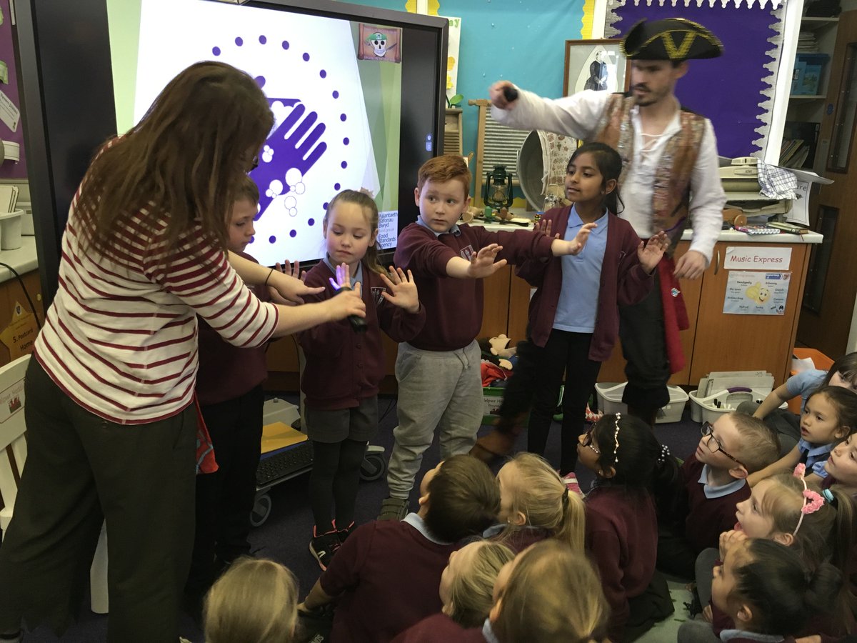 Stphilipevanspr's tweet photo. Solving the mystery of ‘The Pirates of the Chillibean’ in Year 2 - preventing the spread of germs. @FSAWales #chillibean https://t.co/8P1Spv7Tgr