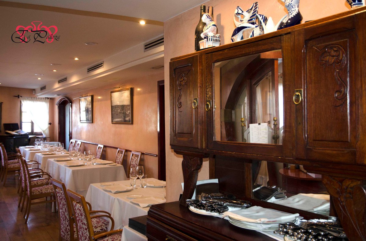 En Grupo Hostelero La Palloza llevamos más de 25 años cocinando para ti, escuchándote, sabiendo lo que te gusta. 
Buen miércoles amig@s!!!
#GrupoLaPalloza #MencíaMencía #LaPalloza
#comerenLugo #CasaBalbina