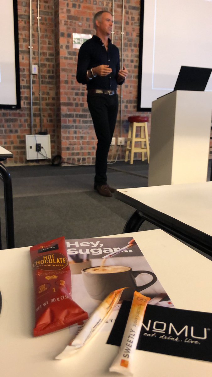 RedAndYellowEd's tweet photo. Thank you @Paul_Raphaely @NOMUChirps for a fantastic talk! #RYlunchtimetalks #loveredandyellow https://t.co/gPJY5kzemL