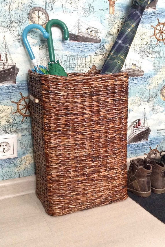 svetok_boy's tweet photo. Hallway basket, Tall storage bin, Deep basket, Wicker basket for stuff, Entryway organizer, Umbrella stand, Closet organizer, Storage basket #WickerBasket #StorageBasket 
$37.00
➤ https://t.co/5CVbJ2RToj https://t.co/Gd9fRK7Kql