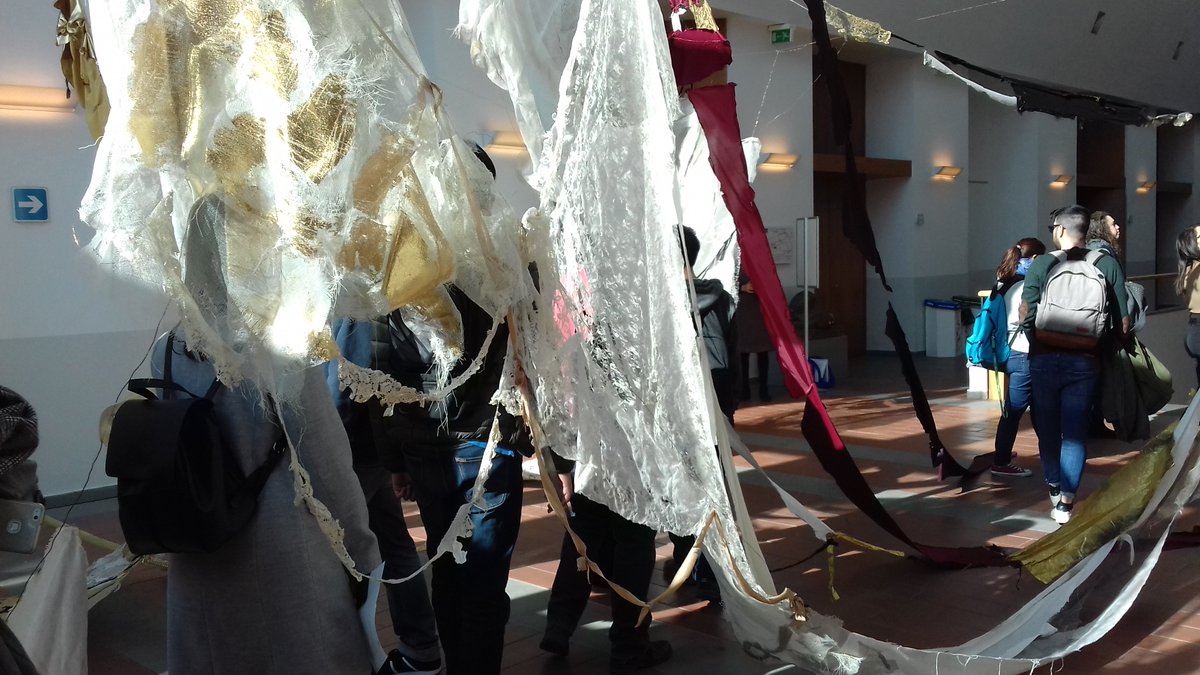 EWordsEU's tweet photo. Thks, #FrancaMarini, for accepting to extend your installation art! Such was the success, we decided for an extension 💪! This afternoon students and teachers from @sienaart will be our guests! #EwordsKeepsRolling @unisiena https://t.co/hBjHN5NZYl