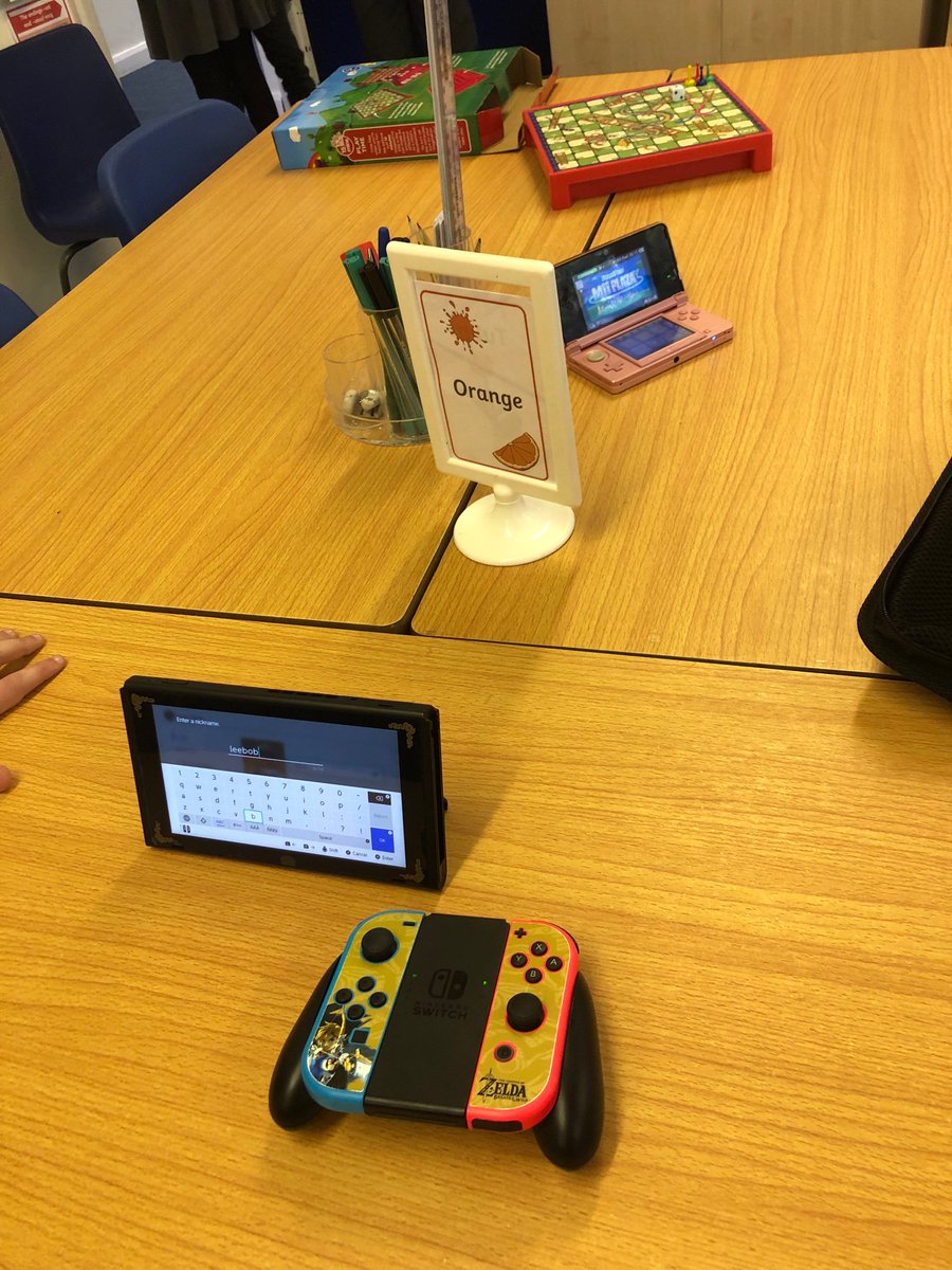 OlqopPrimary's tweet photo. Let the next set of gaming lunches commence! 🎮🎲 #Lenterprise #StCuthbertsHospice
#HimidClass https://t.co/YiDe1Bw1qo