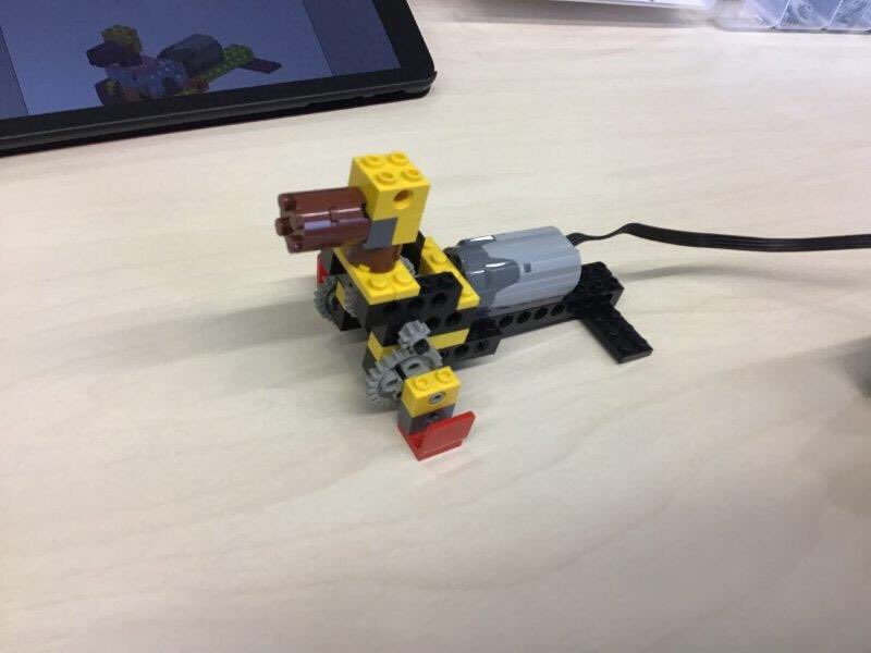 STGeorges_PRI's tweet photo. Owen in Year 1: โI thought it was good because when I was building it was fun and then it moved!โ #bricks4kids #Robotics #codingweek @STGeorges_PRI https://t.co/EwskMbXVLF