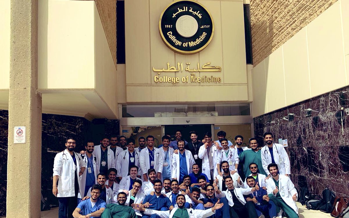 1_M4D's tweet photo. - @med_434 هيّا بنا الى الامتياز 🦅💫..
#Graduation434 https://t.co/pCaxwJa7yt
