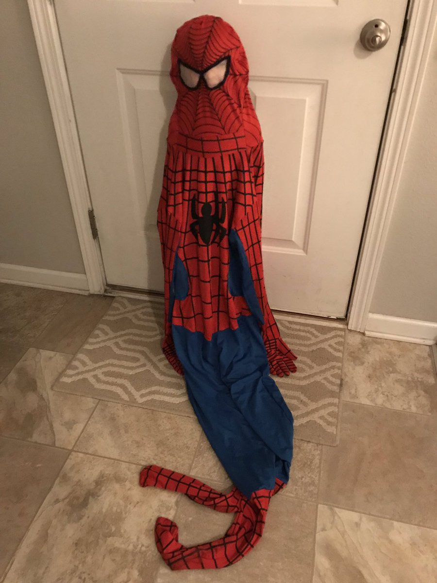 THEmattharris3's tweet photo. Nora is ready for Superhero night at the Porch. #MDWK https://t.co/x6G3z3t3eK
