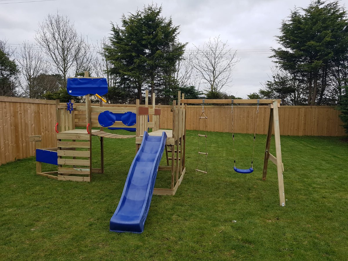 MrFlatpackIE's tweet photo. The @MrFlatpackIE team recently assembled this Wickey kids outdoor playzone in the Curragh Co. Kildare. Right in time for the summer 👌

Contact us for any assembly requirements.
☘
☘
#mrflatpack #youbuywebuild #flatpack #flatpackfurniture #treehouse #playhouse #kids #children https://t.co/PyjBD6G1xC