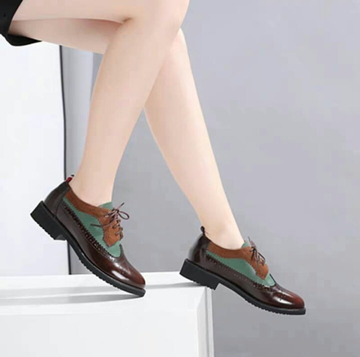 Here's a plug ladies 😍👞 
#girls #GirlTalkZA