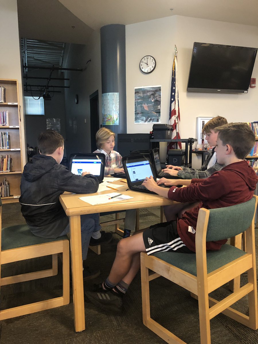BiancaZaldivar's tweet photo. Spanish class in the library?...¿Y por qué no? What better place than to practice reading, writing, speaking, and listening than with a variety of fun activities and stations👏🏻👏🏻 @VBMSPrincipal https://t.co/egzHlvtQDW