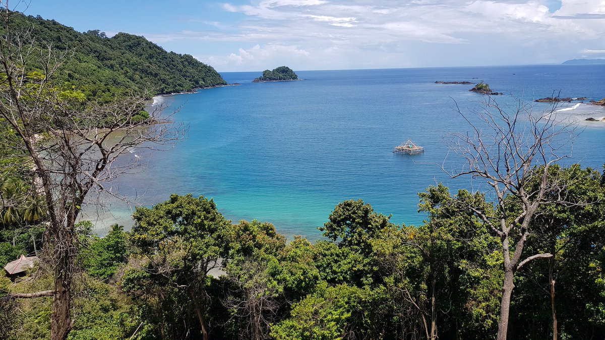 KiluanDolphin's tweet photo. KILUAN LampungTIMEZONE

SENJA. merah merona.

MALAM. api unggun. bakar ikan segar. memandang bintang.

PAGI : tanning time

share and visit us, temans

jakarta-merak : 1 jam
kapal merak-bakau : 2 jam
bakau-bandarlampung tol 1 jam
bandarlampung-kiluan : 3 jam https://t.co/Z3JgXWXT70