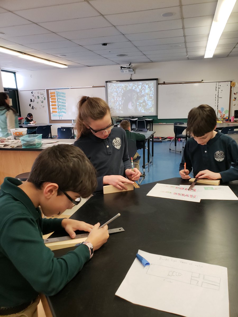 cozimm's tweet photo. Then next step in the Pinewood Derby Car making process .... designing the graphics for the outside!!!  #nardinacademy  #attentiontodetails
 #pinewoodderbycar https://t.co/4FOGD6swzX