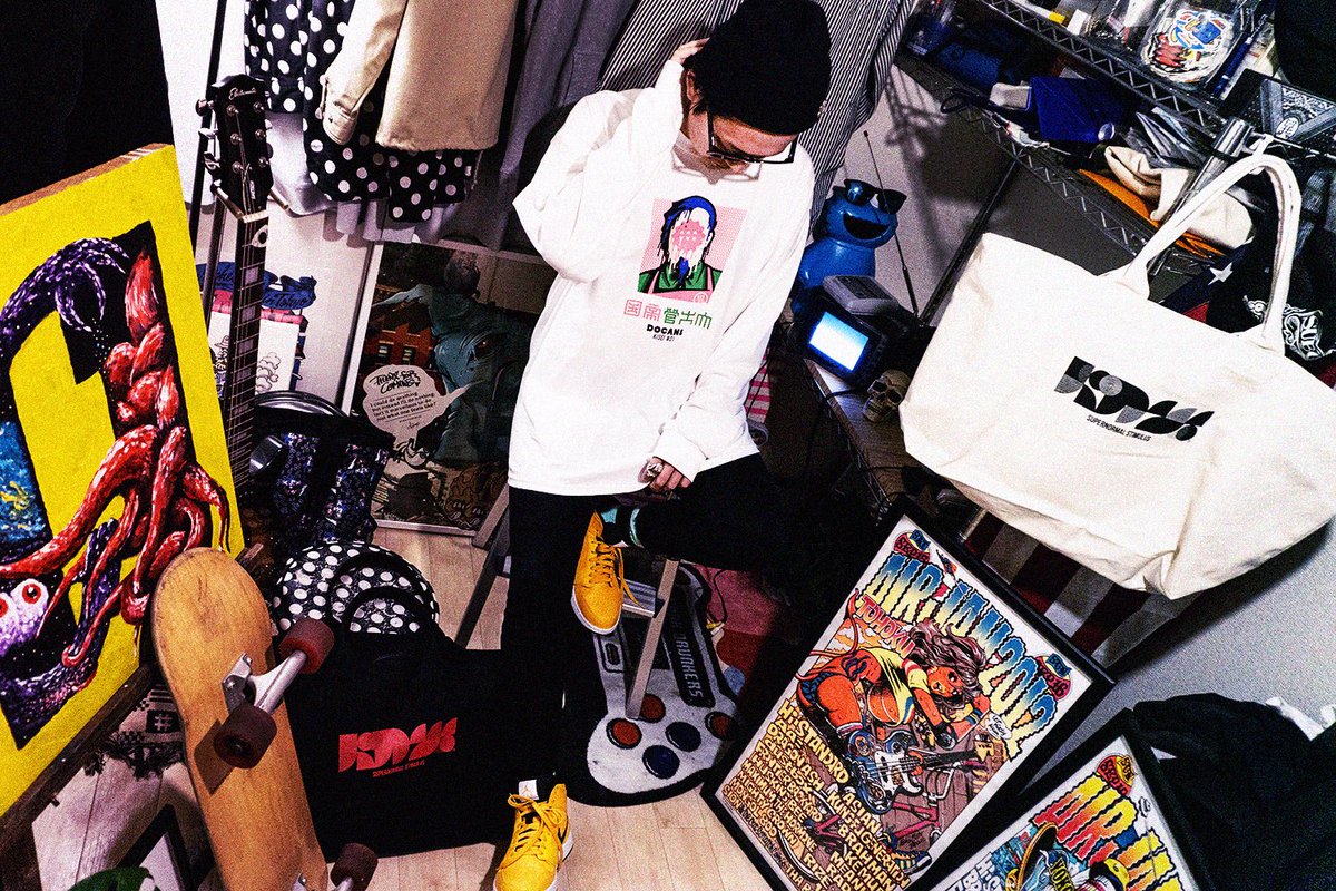 DOCANxx's tweet photo. DOCAN!新作着用写真をUPしました🙇‍♂️

予約受付中なのでwebstoreからぜひとも☺️

https://t.co/quFyDhyX9M

#DOCAN! https://t.co/fYJmuh4PZ9