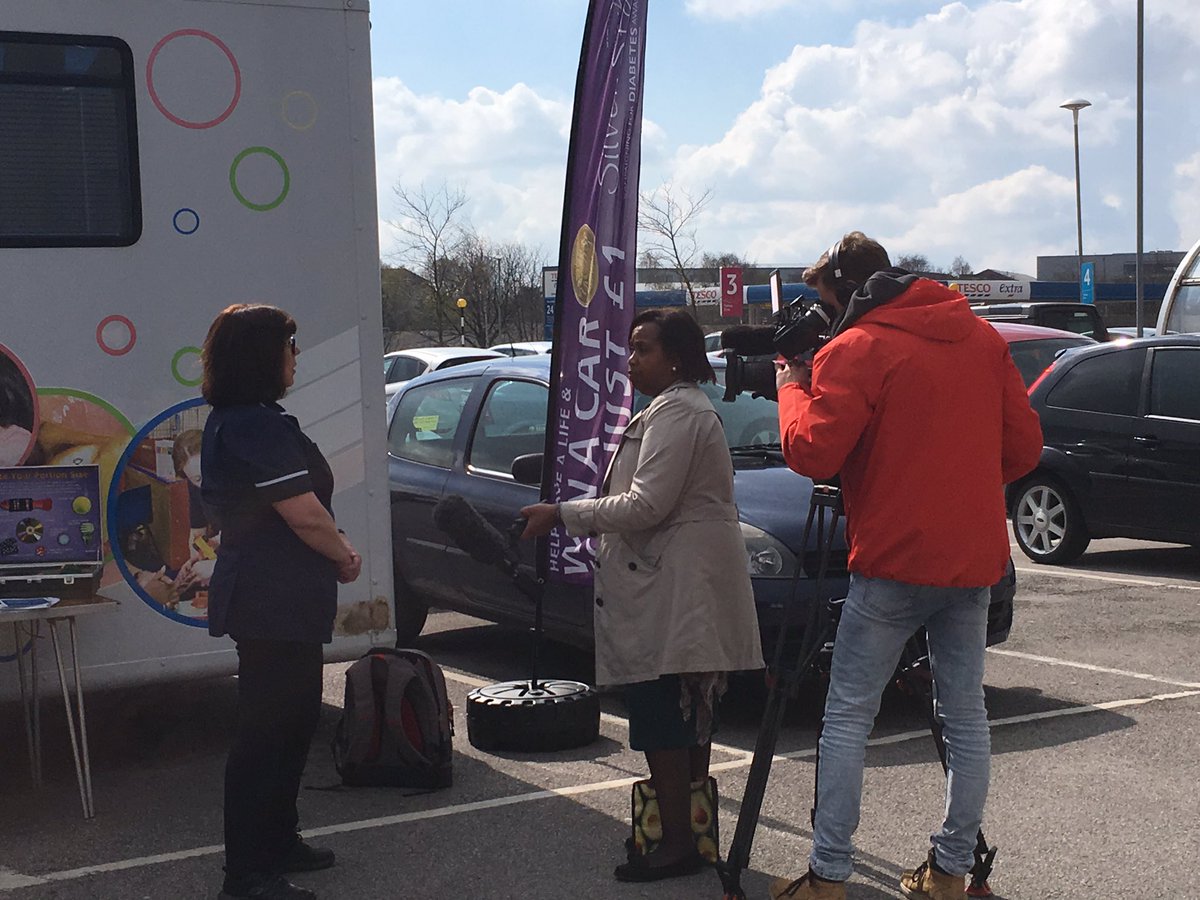 NHSNottsICB's tweet photo. @carol_hindsnews from @bbcemt is here as part of diabetes prevention week @tesco Oak Tree #Mansfield Watch tonight at 6.30pm! #PreventingType2 https://t.co/itRCx8vV9c