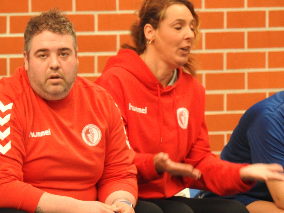 FAB_Andaluza's tweet image. 🏆 #CADEBAJF19 ⛹️‍♀️
📆 J2 03/04/19
🏀 @CBAndujar 🆚 @CABESTEPONA 
⏰ 12:00H
📍 @ConcejaliaDXTgr 
⏱ Final partido: 51-60
📱 #Valorcesto #AficiónFAB ow.ly/QLNn30ogon2        
#granadaciudadeuropeadeldeporte2019