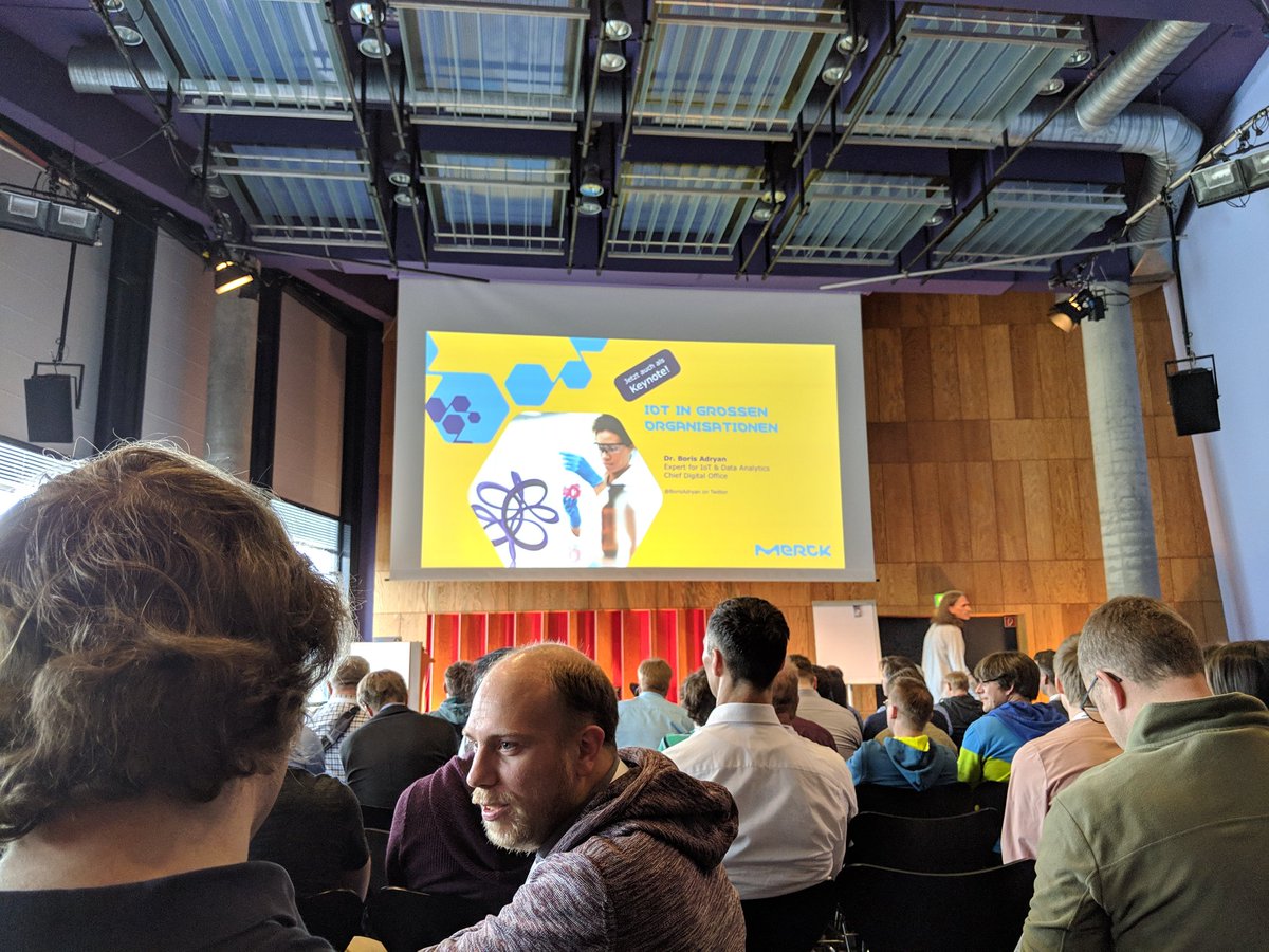 bjrnhpr's tweet photo. Straight to the point! Thanks for the amazing Keynote @BorisAdryan #biot19 https://t.co/tzeHT4FTFj
