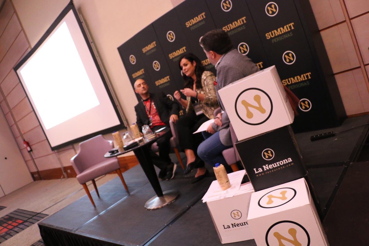 Hoy, <a href="/ncambralla/">Nacho Cambralla</a>, Director de Wayco, debate en la mesa redonda de <a href="/LaNeurona_com/">La Neurona</a>, junto <a href="/LauraCortesCons/">Laura</a>  y <a href="/eugeniodeandres/">Eugenio de Andrés</a>, sobre la retención de talento y el desenamoramiento de los empleados 👏🏻  #LaNeuronaPersonas #LaNeuronaSummits