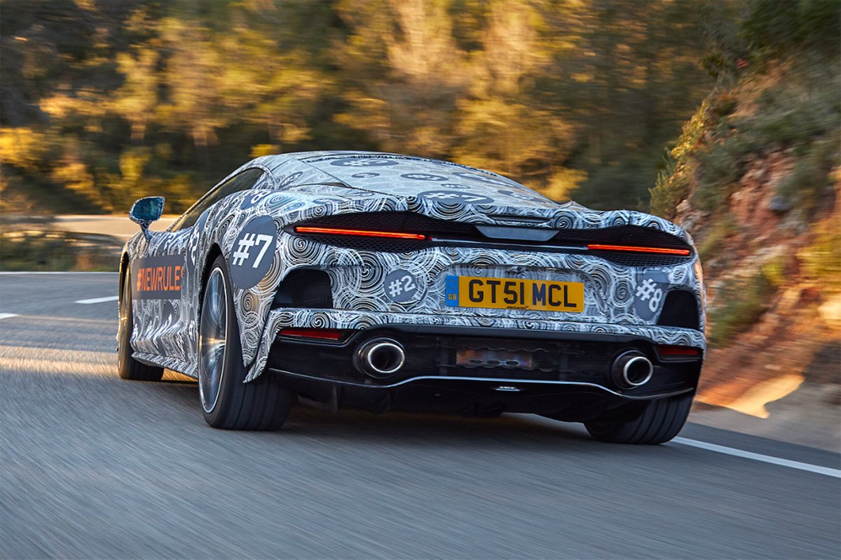 AutoExpress's tweet image. NEWS: All-new #McLaren Grand Tourer teased again ahead of official May reveal… #McLarenGT @McLarenAuto &amp;gt;&amp;gt; aex.ae/2EBCvaJ