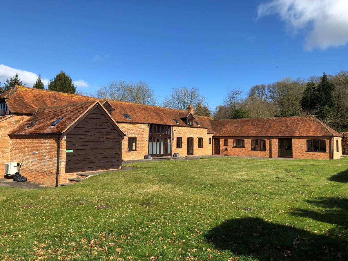 QL_Group's tweet image. A massive thanks to @rlt_group for making this amazing cake of our #newoffice. We love it!