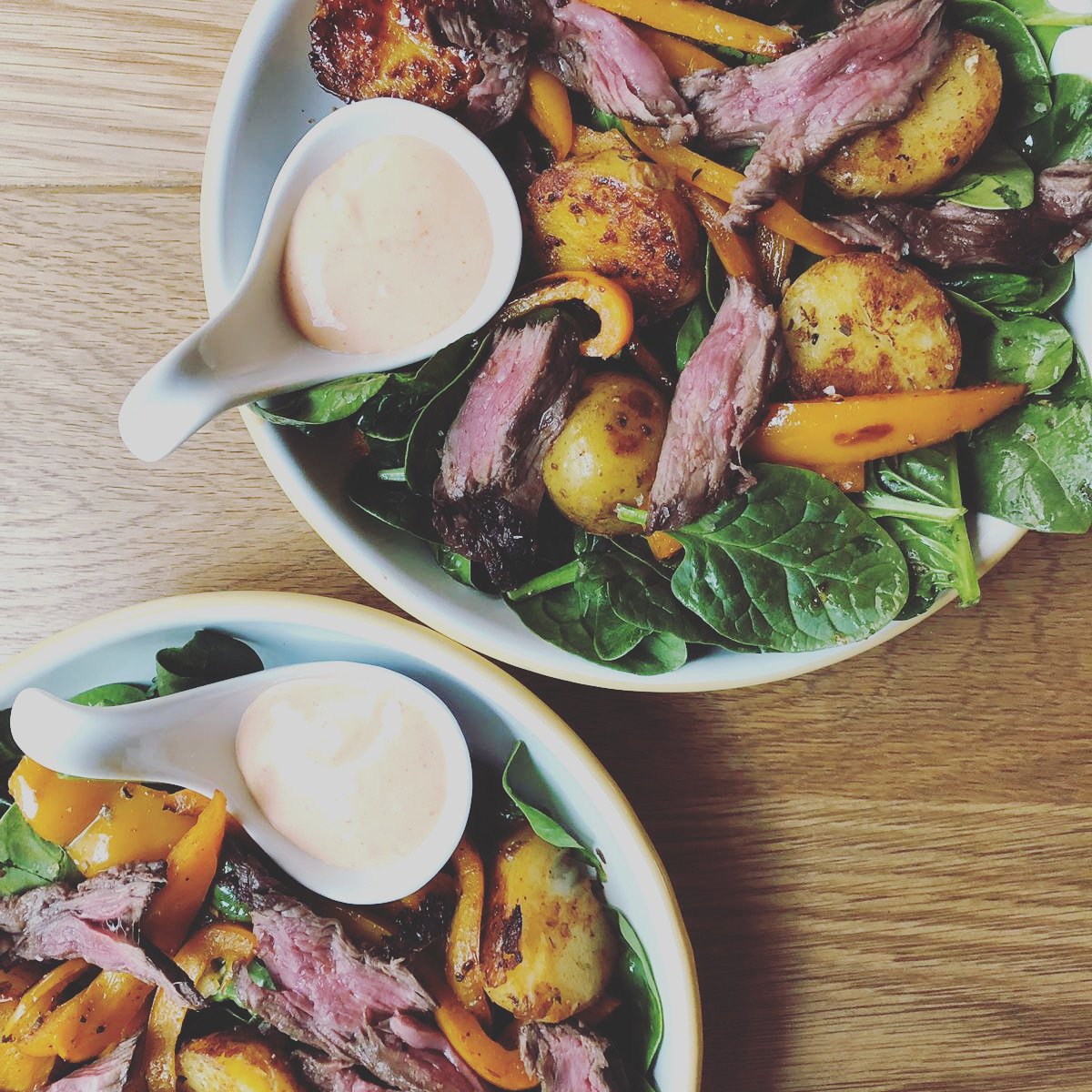Today's delicious lunch special from @linnetskitchen - new potato, spinach, and steak salad with spicy mayo dressing. Only £10 and inc. a drink too! Get put of the cold and warm up at Unwined! #lunchtime #special #spring?! #warmup #notaldesko #winebar #popup