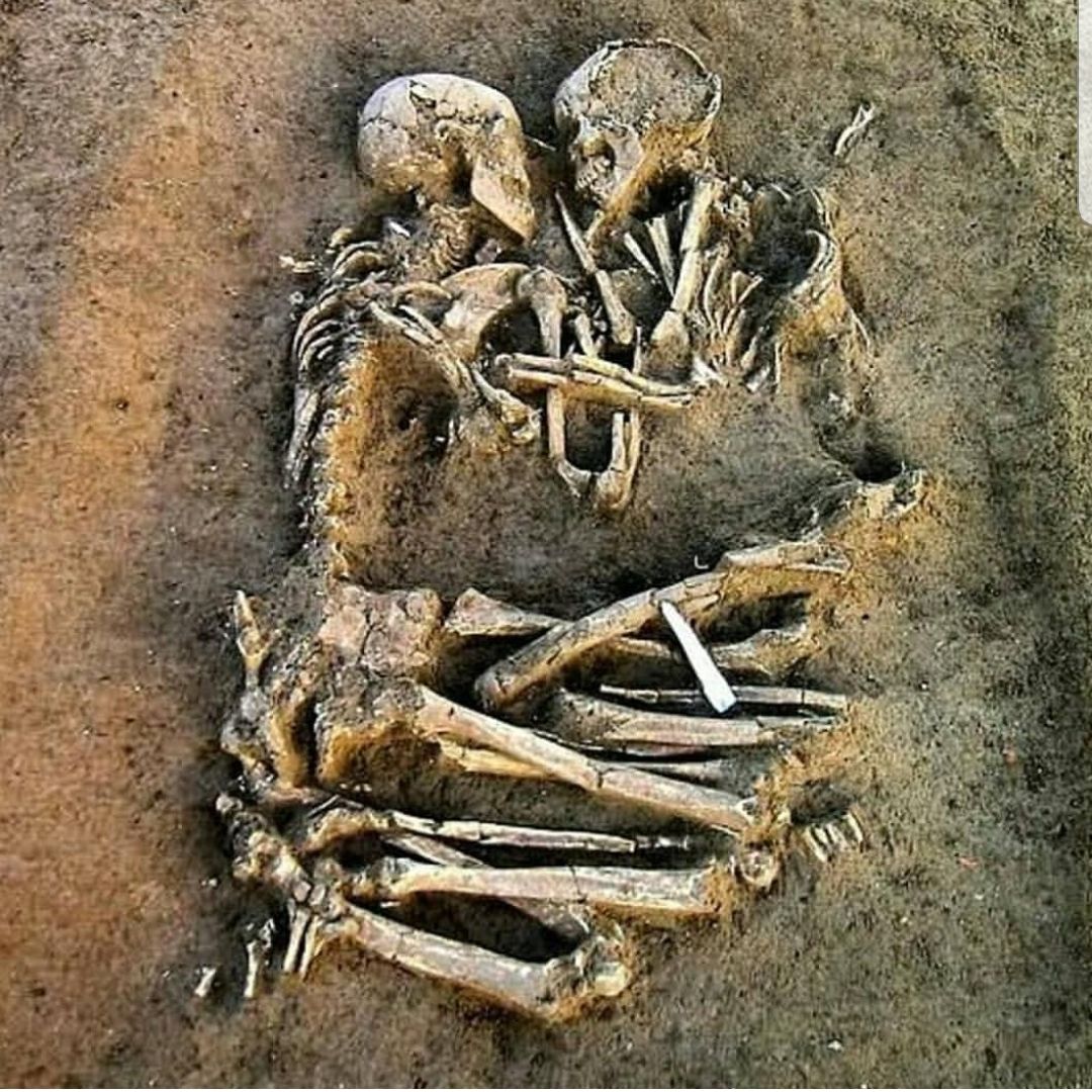 EngagementCam's tweet photo. Found the one you want to be entwined with for the rest of your life and afterlife? Capture the moment you propose using Engagement Cam: https://t.co/d2BOsolenb
'The Lovers of Valdaro' Photo credit: @past_mortems
.
.
#love #eternity #engagement #engagementcam #loversofvaldaro https://t.co/CVlZL5F2mB
