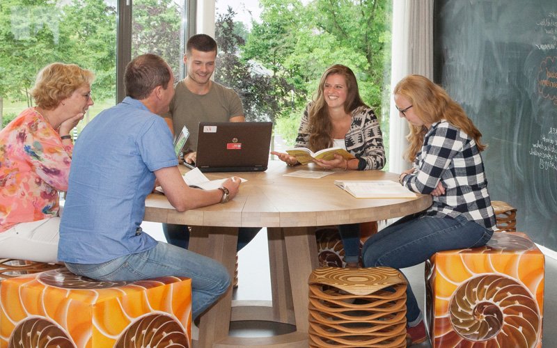 We zijn live! Aeres heeft een gloednieuwe werken-bij-website. Wil jij op de hoogte blijven van nieuwe vacatures? Ga naar bit.ly/2UcEihn en meld je aan voor een job alert! #werkenbijaeres #vacatures #jobalert
