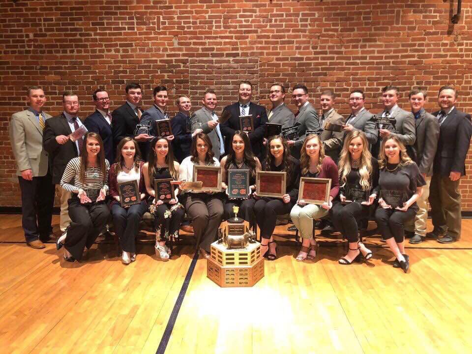 ttumeatscience's tweet photo. Congratulations to the 2019 National Champion Meat Animal Evaluation Team! https://t.co/0EIVJDWtq9