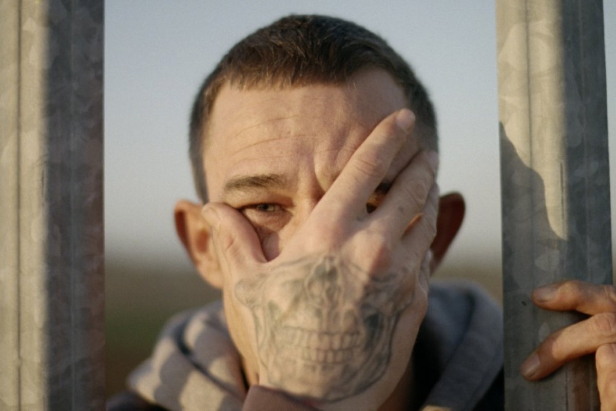 The video for <a href="/MaverickSabre/">Maverick Sabre</a>'s mournfully beautiful new single Glory is out now, edited by our very own Ed Cooper and directed by Hector Dockrill at <a href="/pulsefilms/">Pulse Films</a>. 
#TARverymuch #NewWork #MaverickSabre bitly.com