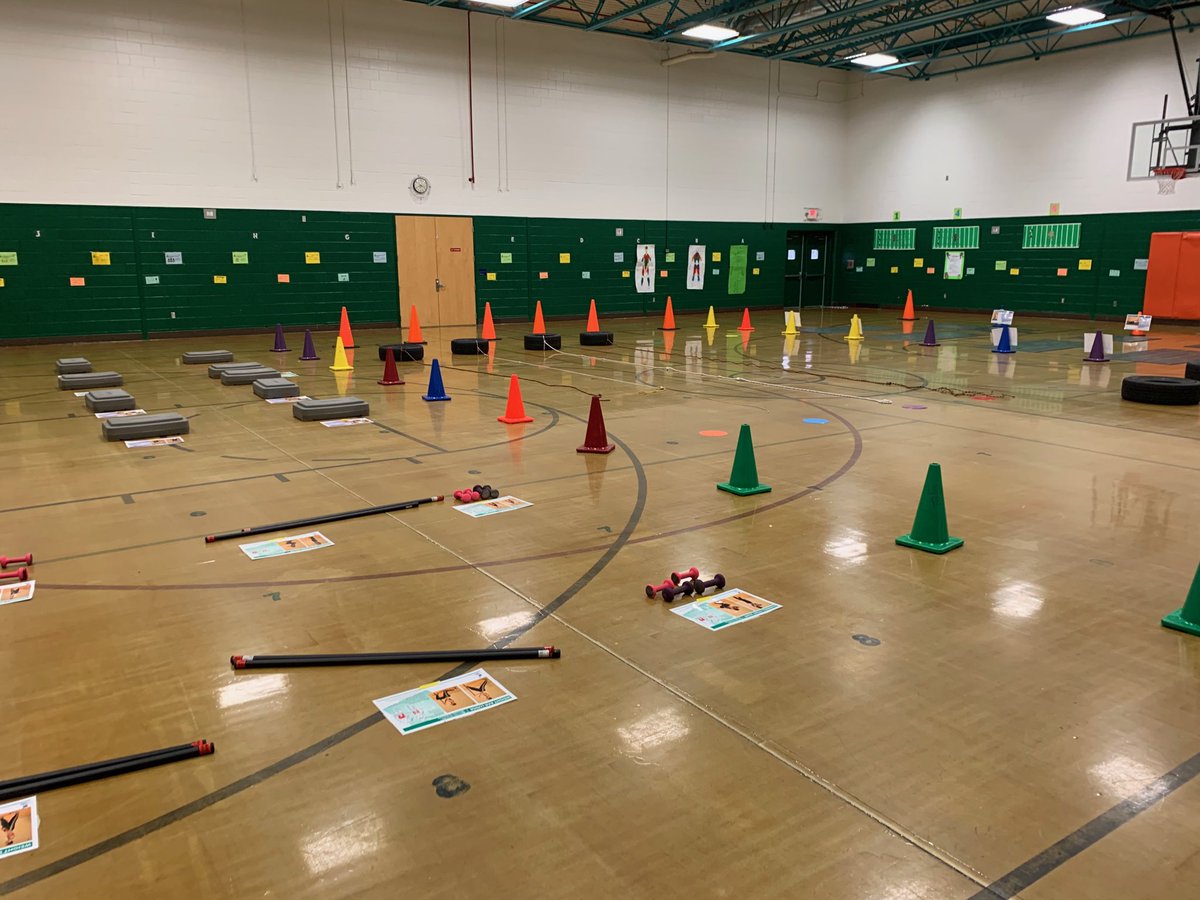 Lynnhaven is VBSTRONG ⁦@SheilaVBHPE⁩ ⁦<a href="/LynnhavenES/">Lynnhaven Elementary</a>⁩