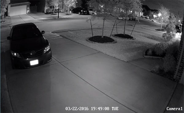 soliom1's tweet photo. Security camera shows mountain lion leaping over Montecito fence... ๐ณ๐ณ
#nightvision #securitycameras #surveillancecamera #wifisecuritycamera #videosurveillance #outdoorcamera https://t.co/fpYJjsrdow