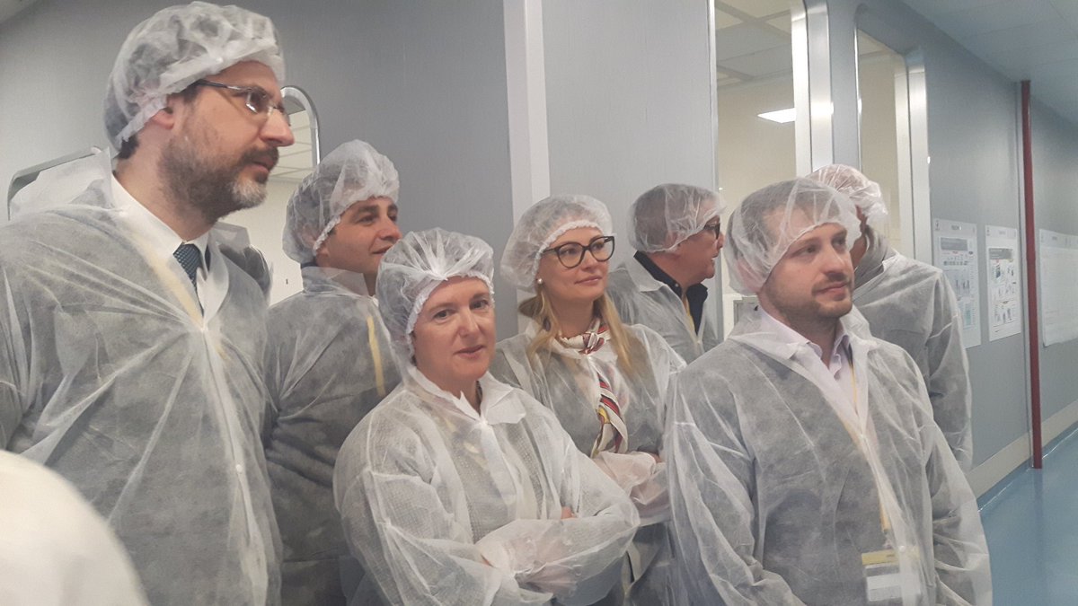 ConsLomb's tweet photo. Oggi delegazione Commissioni #Sanità e #AttivitaProduttive in visita a stabilimento @SanofiIT di #Origgio/VA modello di eccellenza e innovazione nella produzione e nel rapporto con territorio https://t.co/sPidTP6EW5