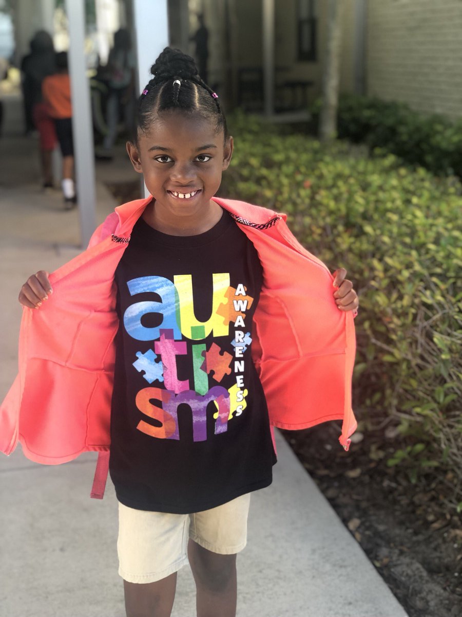 OrangeCenterEle's tweet photo. Kicking off #NationalAutismAwarenessMonth the OCE way! @West_OCPS @autismspeaks #WeSupport 🐯❤️🧡💛💚💙 https://t.co/vmdkgfE1Ja