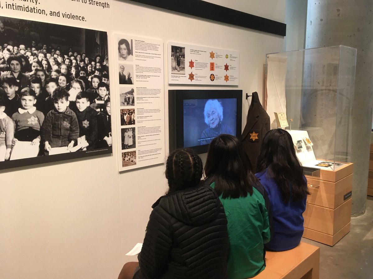 7th8thRPCS's tweet photo. Yesterday we visited the @HolocaustCtr and learned more about the survivors who settled in the Seattle area! Thanks for having us! #RentonPrep #MicrosoftEDU #FieldTrip https://t.co/aZTv4Y71pT