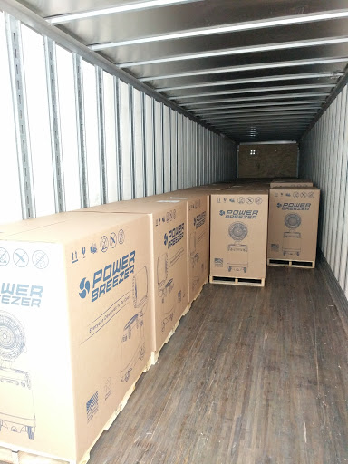 PowerBreezer's tweet photo. Summer is coming - shipping out to keep our customers cool! #PowerBreezer #EveryoneDeservesToBeCool https://t.co/W2tLBNpjIf