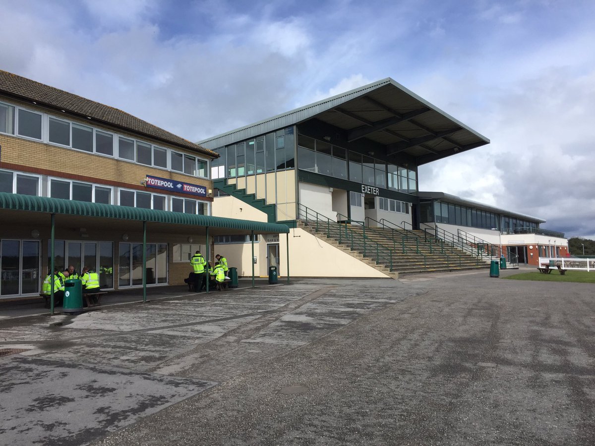 robertflute's tweet photo. @swasFT Day 3 - thanks so much to @ExeterRaces accommodating us #Exercise #EPRR getting out of the class room for practical event always adds to realism https://t.co/5yc4sFz8Lq