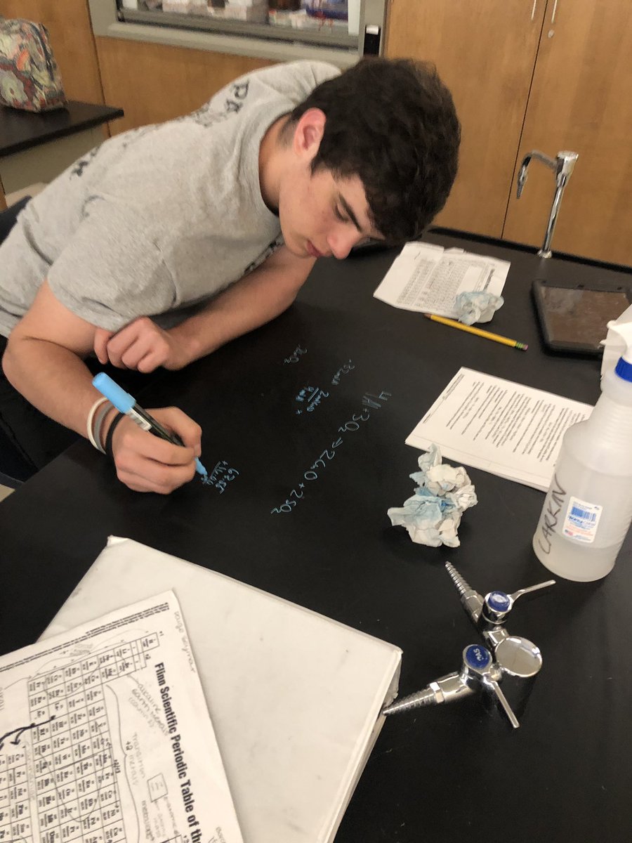 MrsTLLarkin's tweet image. .#larkinchemkids loving stoichiometry now that they can write on the tables with pretty colors #whateverittakes #learnthroughprocess #spartanpride it’s productive graffiti 👍😂🙂 @christinejprior 😂@UxbHSPrincipal