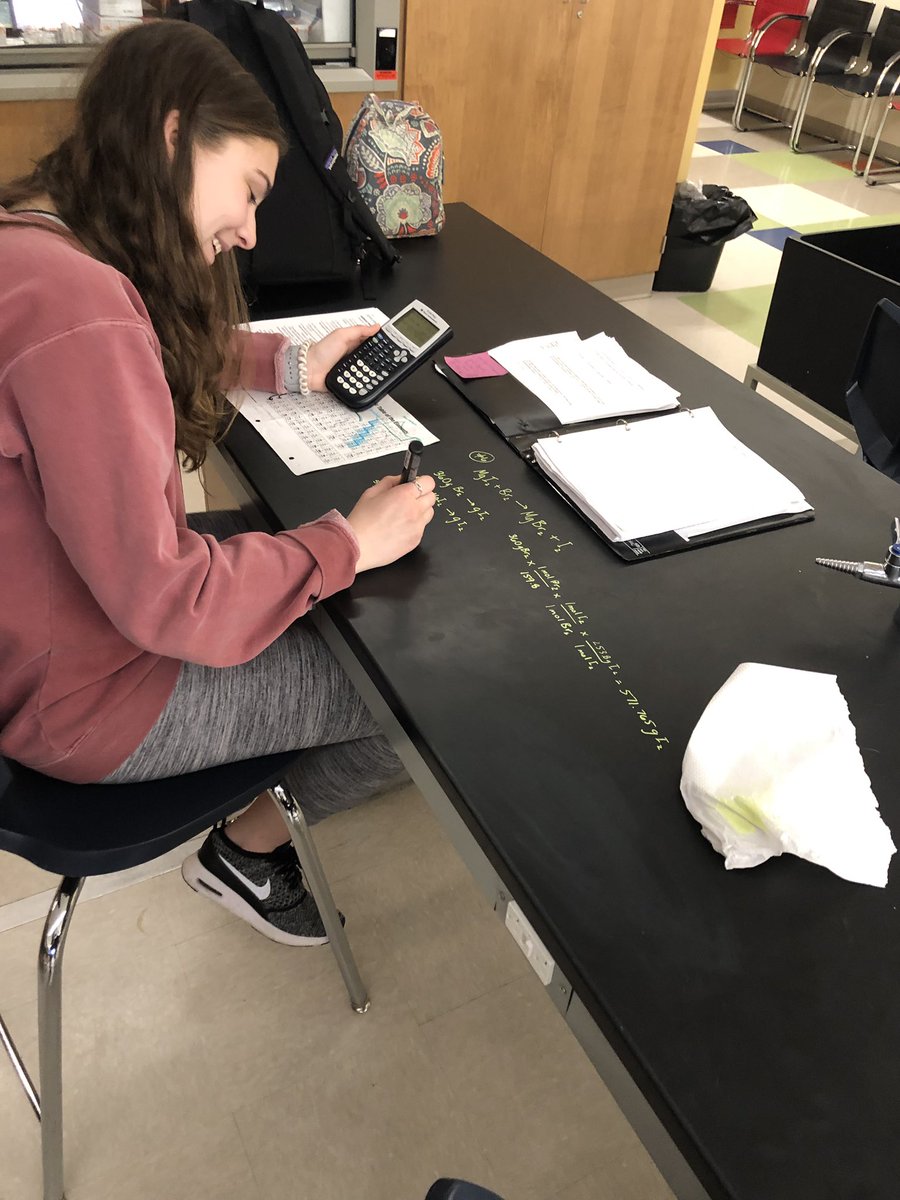 MrsTLLarkin's tweet image. .#larkinchemkids loving stoichiometry now that they can write on the tables with pretty colors #whateverittakes #learnthroughprocess #spartanpride it’s productive graffiti 👍😂🙂 @christinejprior 😂@UxbHSPrincipal