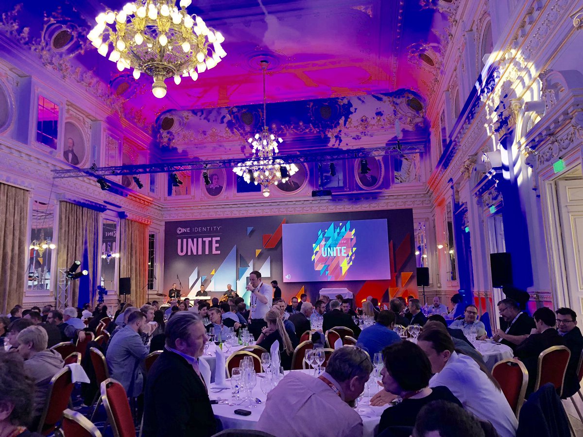 SmplID's tweet photo. #OneIdentityUNITE partner awards dinner!!!!
#GetIAmRight #SmplID #Exceeders https://t.co/JlCZPwNJ8v