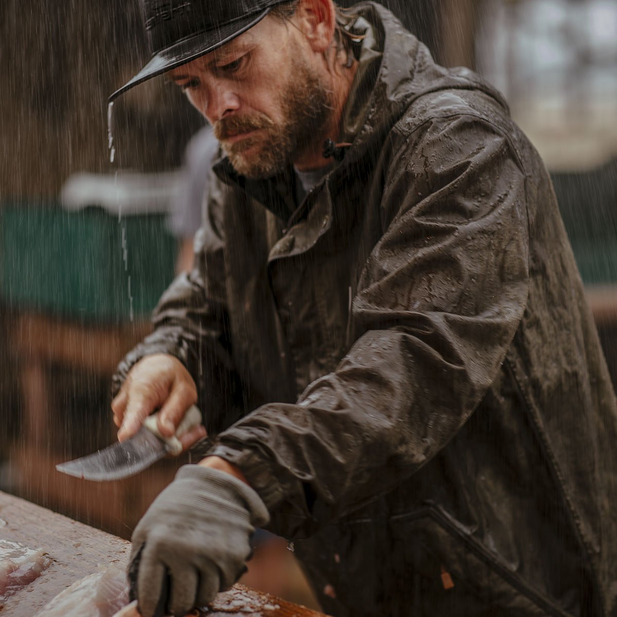 Carhartt's tweet photo. Dominate storms morning, noon and night. Storm Defender #waterproof breathable gear keeps you dry and moving, even in a storm: https://t.co/CGXMyRLlLE #Carhartt #StormDefender https://t.co/EzUDKg8sSE
