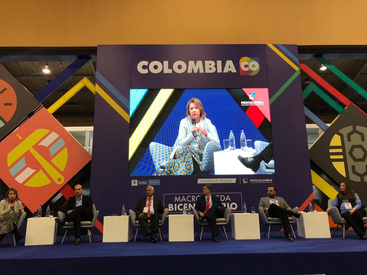 PROCOLOMBIACO's tweet photo. En el último panel de nuestra agenda académica durante #MCRBicentenario - #ByMCR, exportadores - #ExportStars que han tenido éxito en en mundo hablan sobre las lecciones que han aprendido en su proceso de internacionalización. https://t.co/K1lHic9dj3