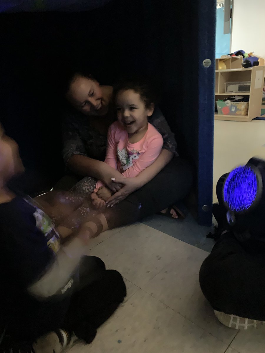 CEEProom6's tweet photo. We created a fort today to make it dark enough to explore Hailey’s home planetarium! We looked at pictures of planets, astronauts, and satellites! C6 was all smiles 😁 #thelittlecolonials https://t.co/hSpLHgW6NJ
