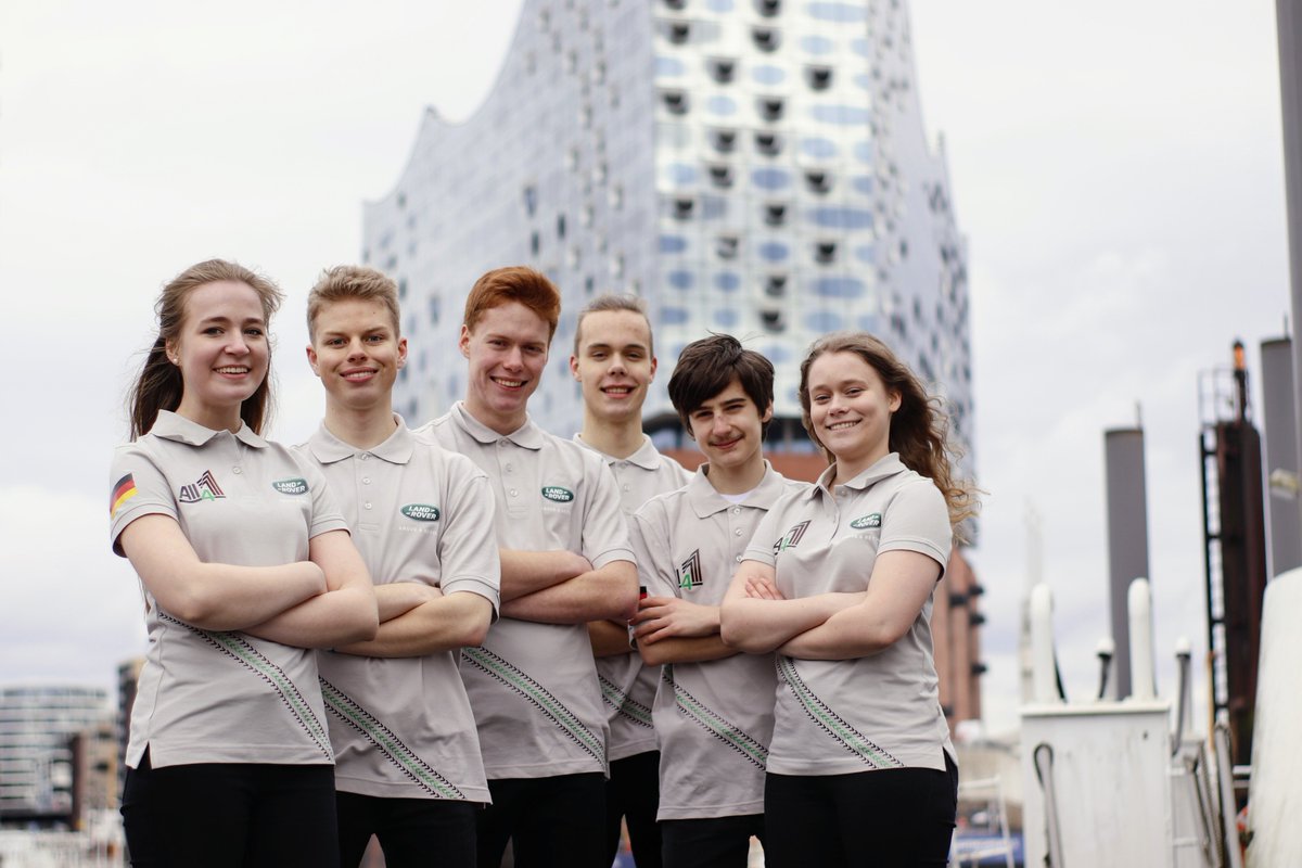 All4oneGermany's tweet photo. #All4One #4x4inSchools #LR4x4WF2019 #DrivingInnovation #ThinkBeyond #Hamburg #Elbphilharmonie #teamphoto @4x4inschoolshq  @JLRCareers https://t.co/onknGJtOv6