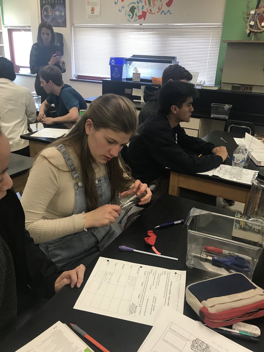 MrsLanghorne's tweet photo. Active learning and making thinking visible in the #anatomy classroom! #leapoflearning #pushthepineapple #fcpsPOG @jennchoumil @mcleanhigh https://t.co/1C2GYHeI04