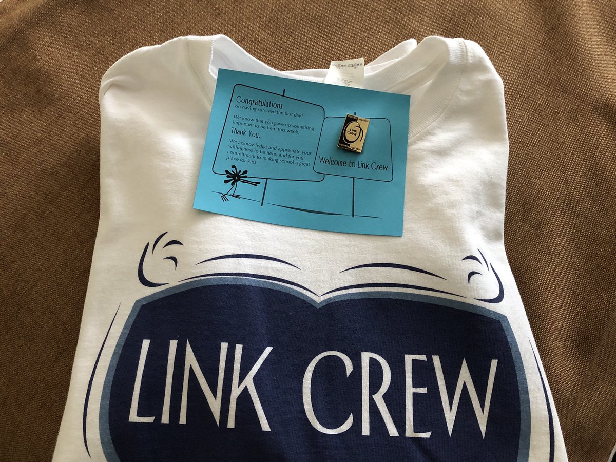 ms_etherington's tweet photo. Officially Link Crew trained! Learning while playing ... it’s really hard work #LinkCrew #EdenLink #WeAreKind #WeAreFun #play #learn #MakingConnections @BoomerangPrjct @BlueMtnResort @EdenPrincipal @dsbn #bethebestfortheworld #YeahYouCan #NotAMomentWasted https://t.co/yPgjMtpsWG