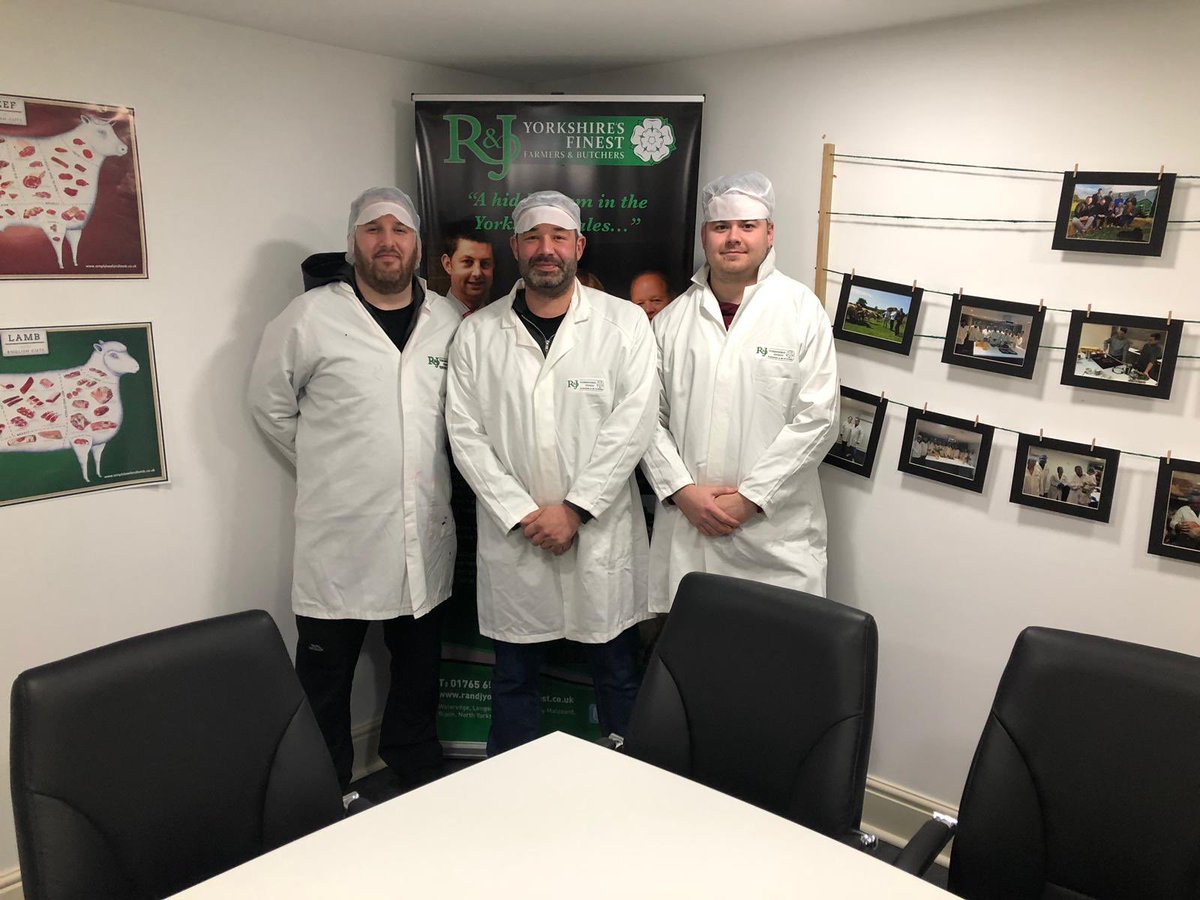 FinestSaltAge's tweet photo. An awesome morning spent with the guys from @tomahawkpotto  talking about #yorkshiresfinest steaks #dryageing @waterfordrandj https://t.co/FDNJGiP0cb