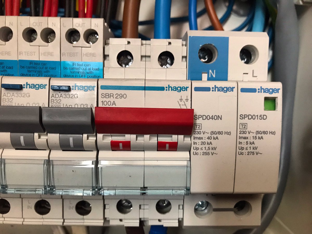 ConnectElecsLTD's tweet photo. 💡Here is a recent consumer unit upgrade we carried out in London Colney. We fit RCBO’s and SPD’s as standard and the bootlace ferrules keep they fly leads neat and tidy. We love dressing boards for ease of ourselves and the next electrician in after us!💡 https://t.co/xXmIrC6YdZ