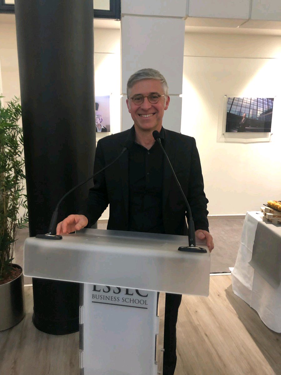 Bravo à tous les managers des promos 27&amp;28 qui ont ce jour obtenu leur 🏆#Certification Stratégie Agilité et Service <a href="/orange/">Orange</a> en partenariat avec <a href="/essec/">ESSEC Business School</a>. Des projets enthousiasmants, la force du collectif au service de nos clients et salariés👍