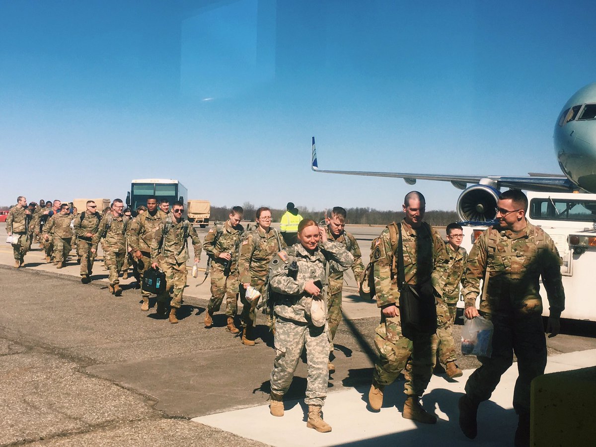flylansing's tweet image. Wishing safe travels to the @nationalguard who flew out of LAN this morning. ☀️ Thank you for your service!!