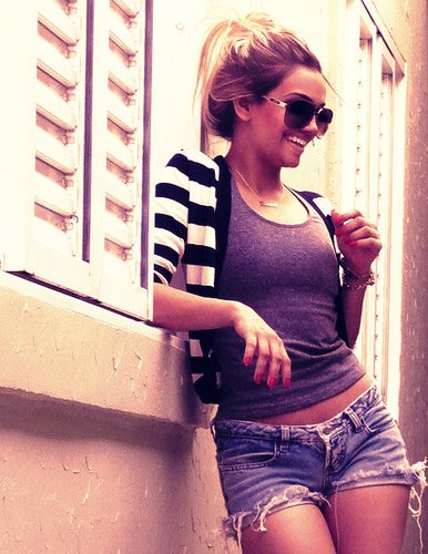 Emotionlnside's tweet photo. What Guys Want Girls To Wear - https://t.co/npra8OEbtK https://t.co/qVMnrimZIj